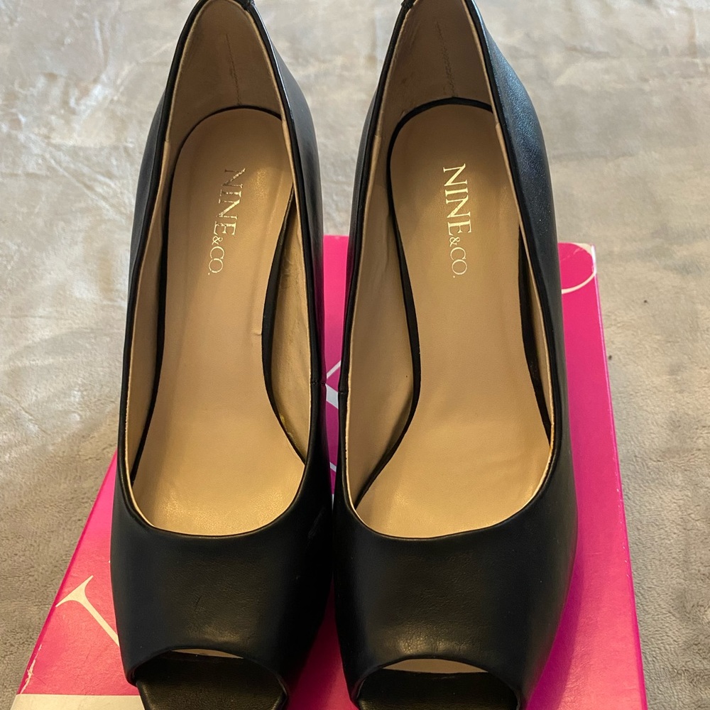 Nine & Co Ladies Dress Shoe
